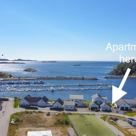 Apartment With Boat Spangereid Exterior foto